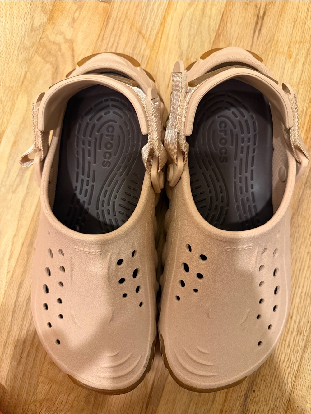CROCS Echo gum Clog Mule in Blush Pink with Brown Trim - Picture 4 of 4